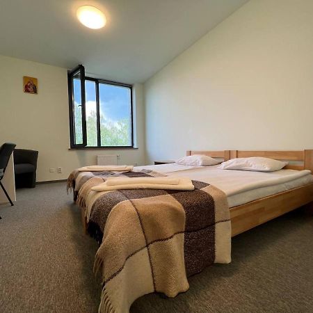 Ucu Inn - Кімнати Для Гостей Lviv Dış mekan fotoğraf