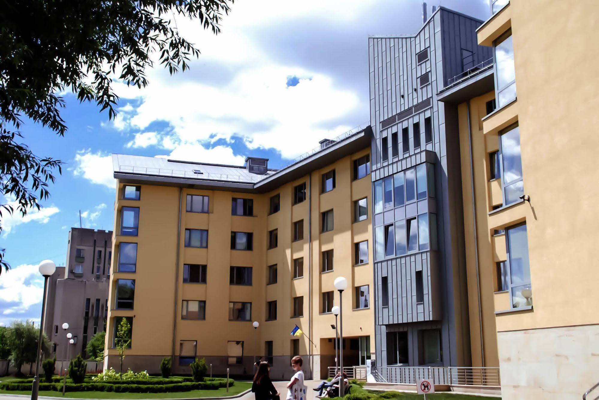 Ucu Inn - Кімнати Для Гостей Lviv Dış mekan fotoğraf