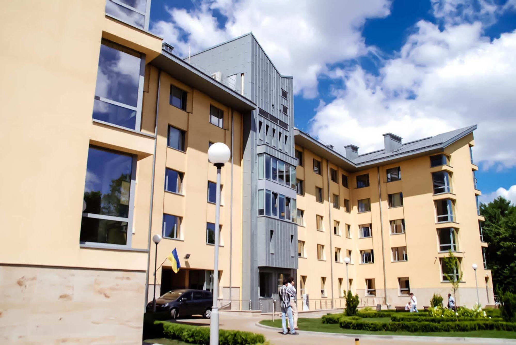 Ucu Inn - Кімнати Для Гостей Lviv Dış mekan fotoğraf
